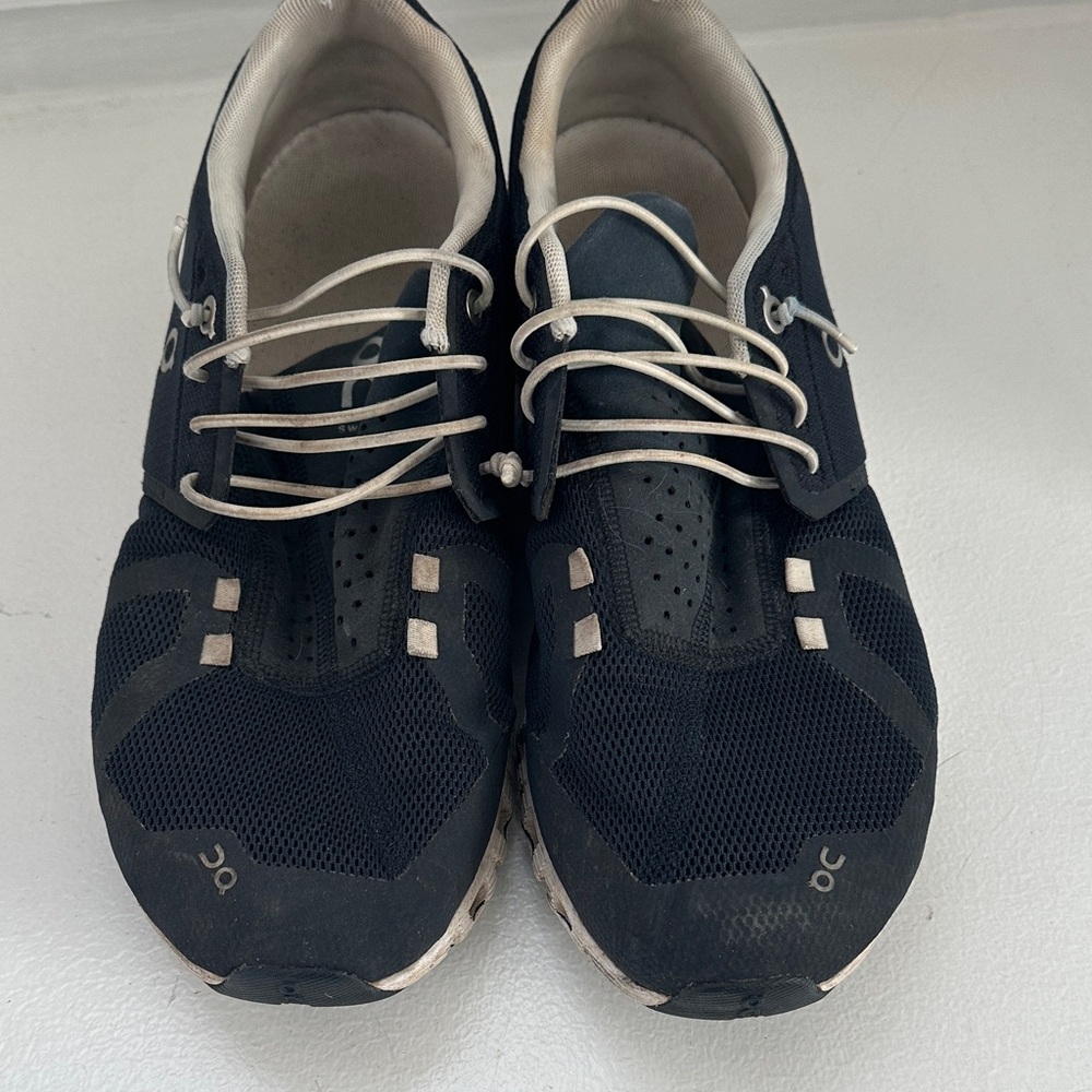 On Running Men's Black and White Athletic Shoes